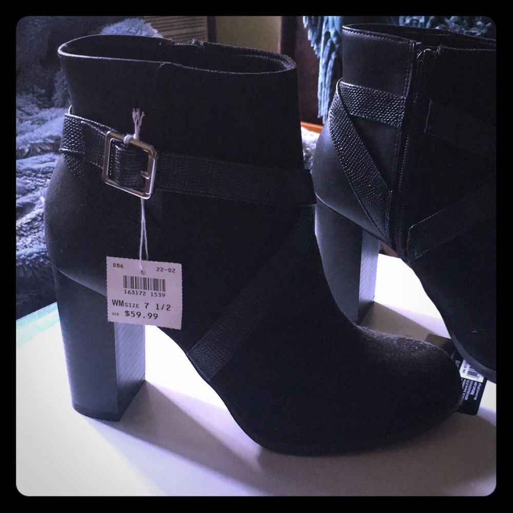 Christian Siriano black heel boots